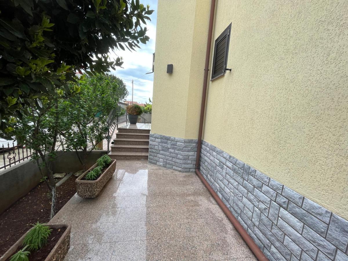 Holiday Apartments Sonne Rovinj Exterior foto